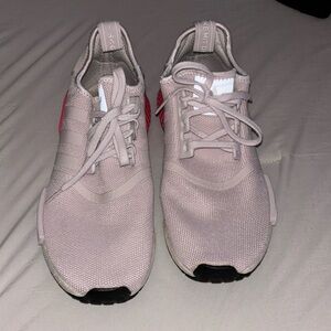 NMD Adidas (light pink)